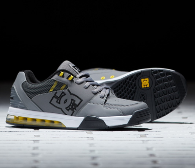 DC SHOES
