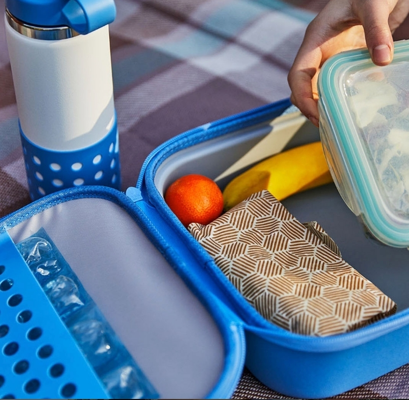 LUNCH BOXES