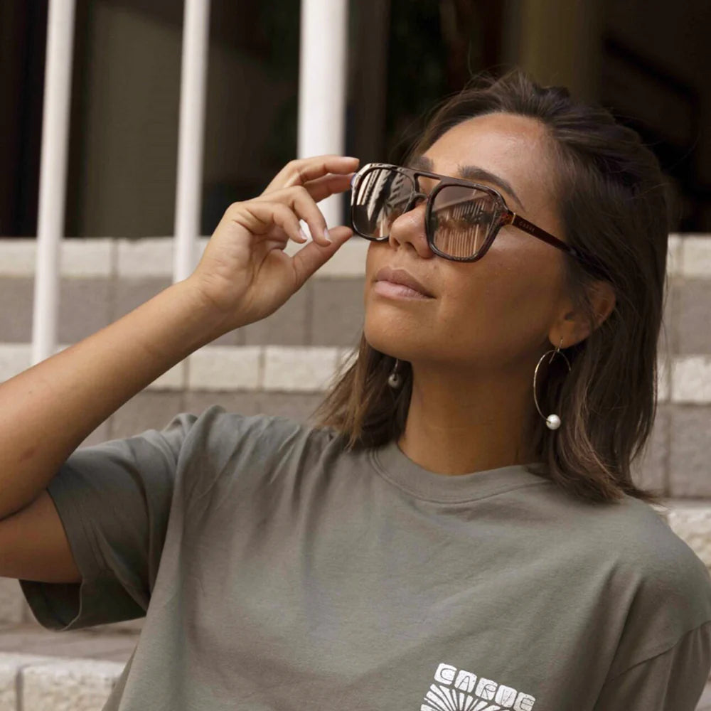 Carve Londyn Crystal Pecan Brown Lens