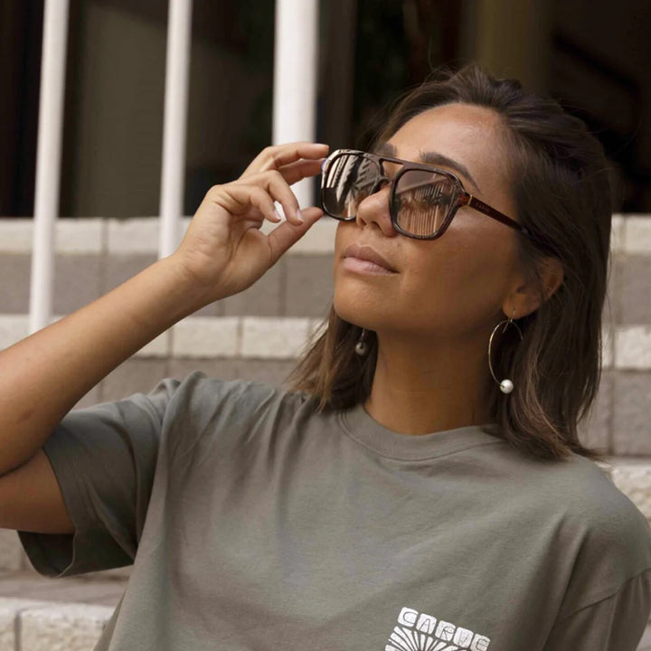 Carve Londyn Crystal Pecan Brown Lens