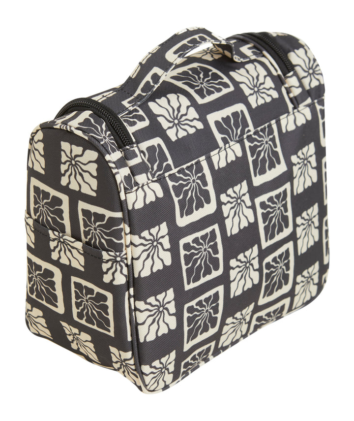 Billabong Travel Beauty