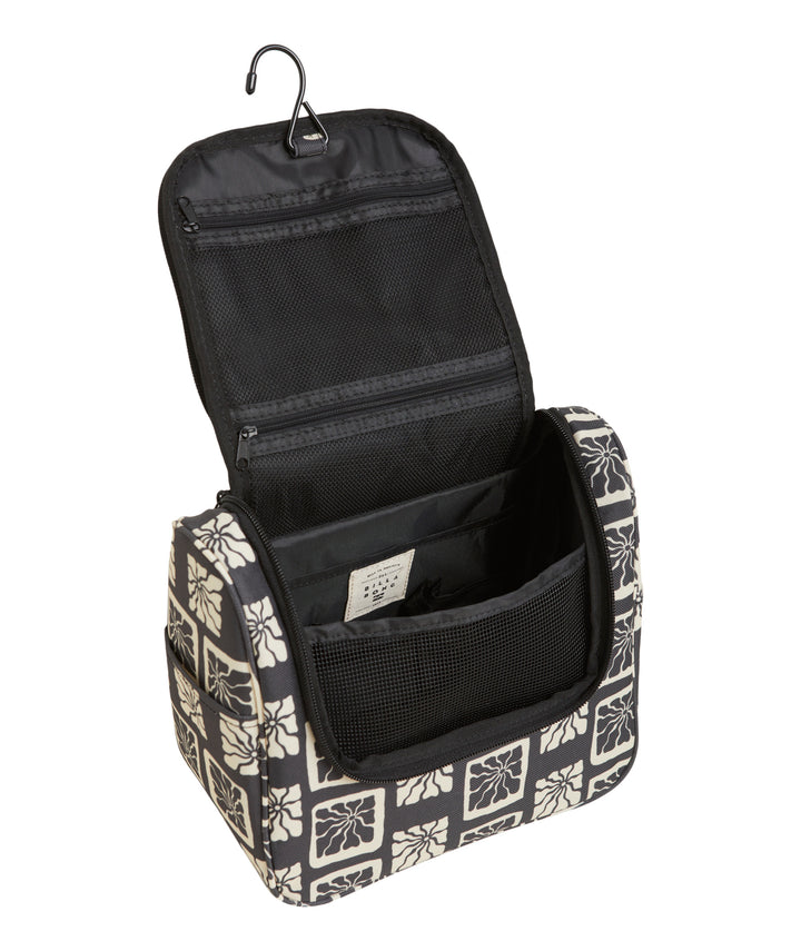 Billabong Travel Beauty