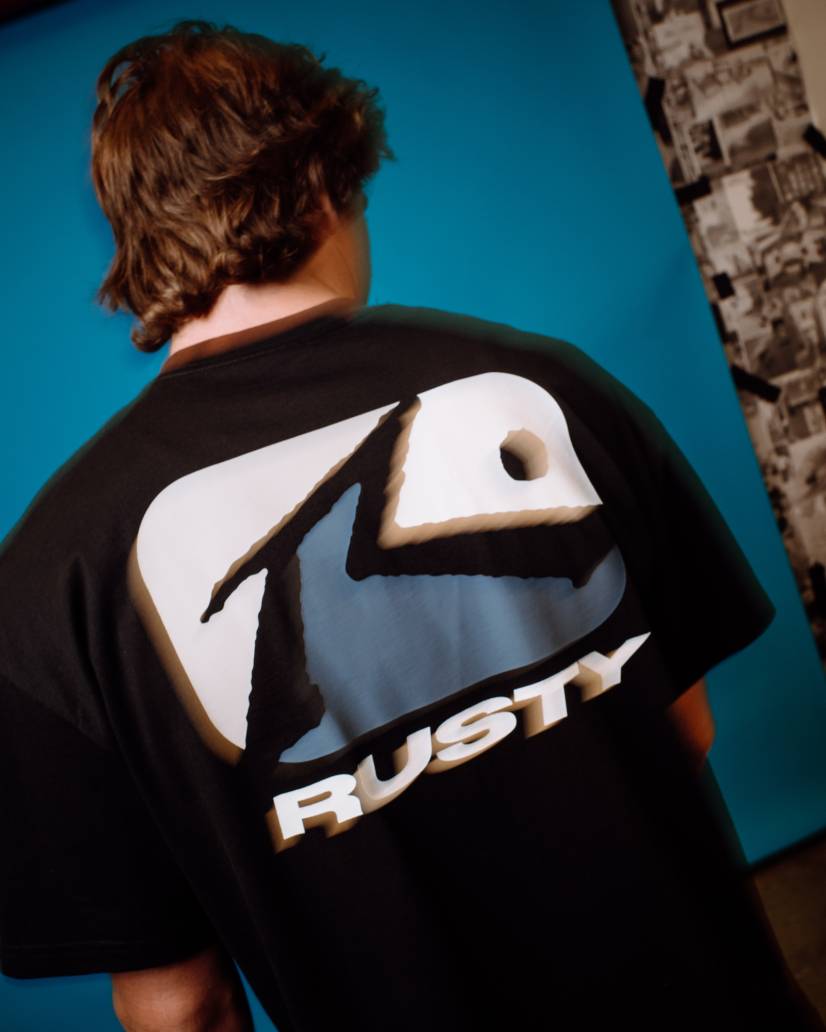 Rusty Phenom Short Sleeve Tee