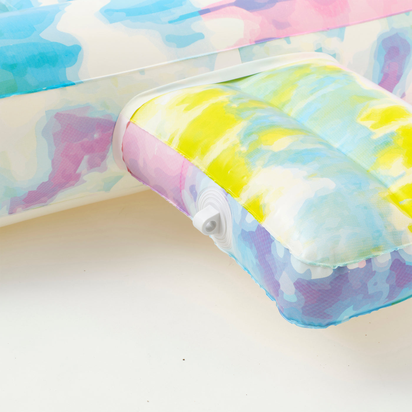 Sunny Life Luxe Lie-On Float Ice Pop Tie Dye