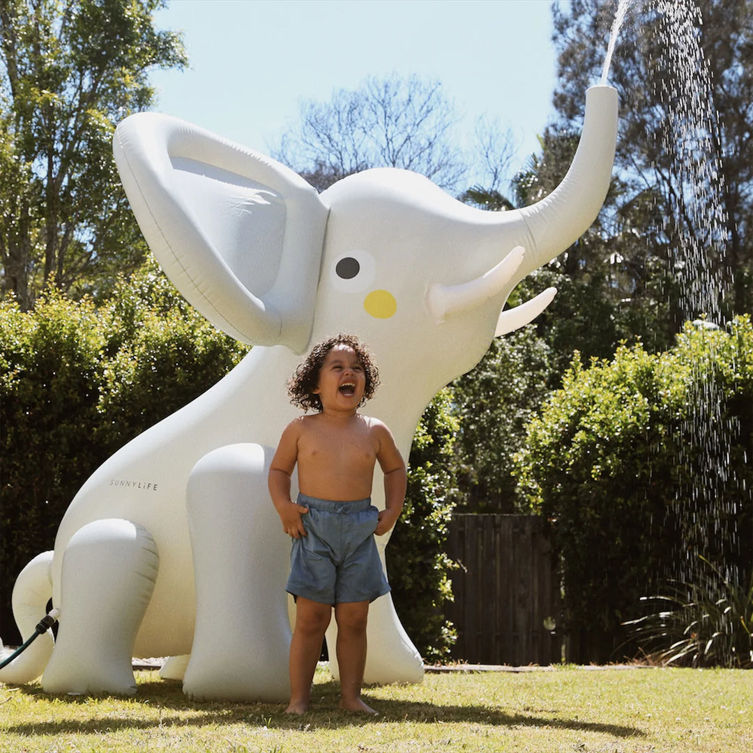 Sunnylife Inflatable Giant Sprinkler Eli the Elephant Grey