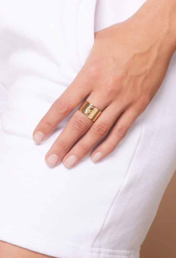 Ever Grandstand Band Ring 9
