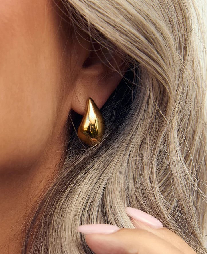 Arms Of Eve Delphine Gold Earrings