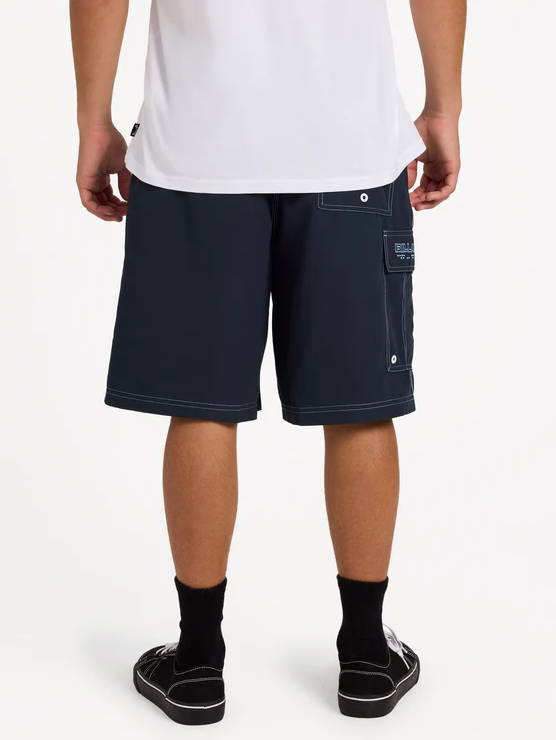 Billabong Throw On