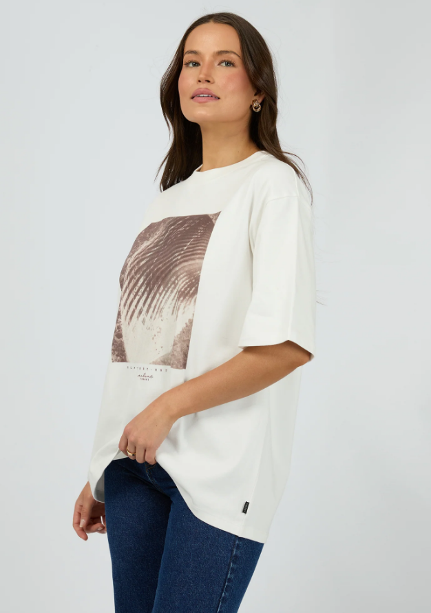 Silent Theory Sea Shells Tee Vintage White