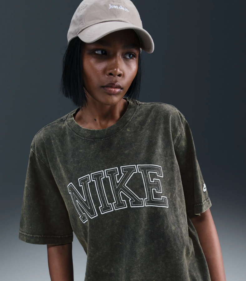 Nike Ladies SS Tee Classic Green