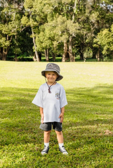 Olas Stunned Mullets Mini Tee