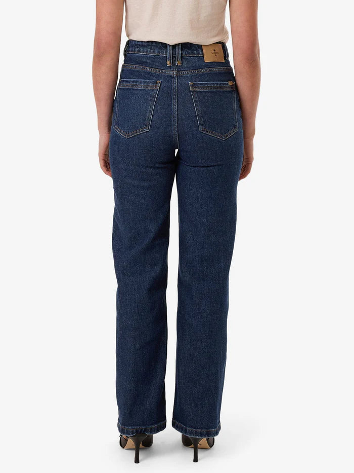 Thrills Cherry Stretch Jean