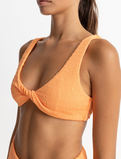 Rhythm Breeze Twist Front Top