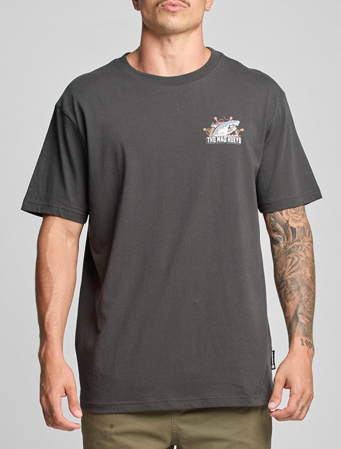 The Mad Hueys Catch Fish | Ss Tee - Vintage Black