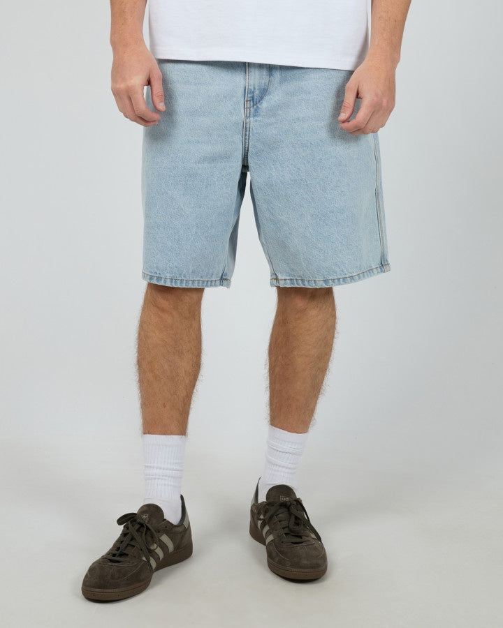 Silent Theory Embroidery Jort