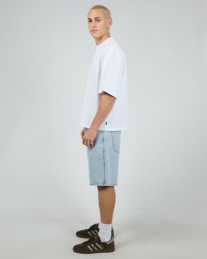 Silent Theory Embroidery Jort