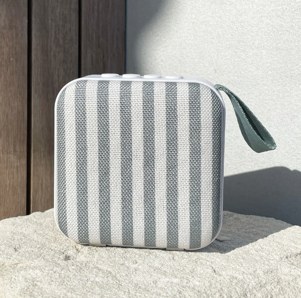 Sunnylife Portable Travel Speaker The Vacay Olive Stripe