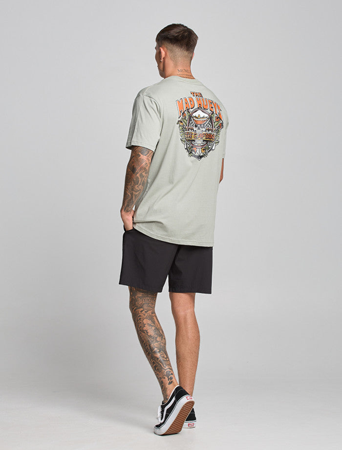 The Mad Hueys The Island Captain | Ss Tee - Faded Dust