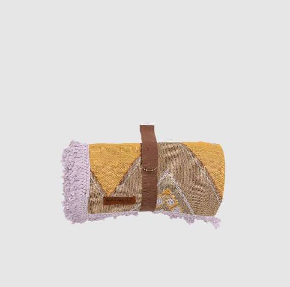 Wandering Folk Jagger Throw