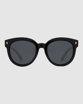 Carve Harpo Black