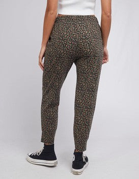 Silent Theory Tia Leopard Pant