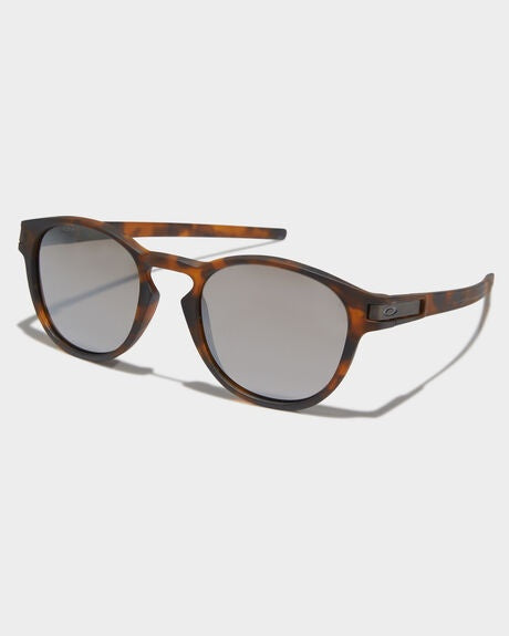 Oakley Latch