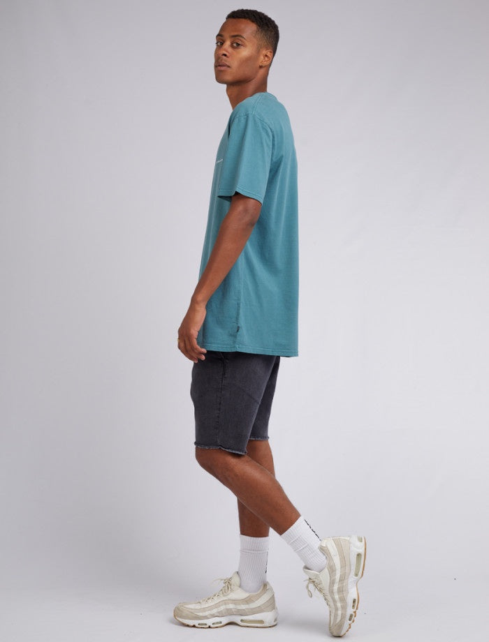 St Goliath  Essential Tee